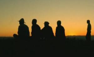 中青報(bào)調(diào)查：農(nóng)村“被迫失婚”的大齡剩男密集出現(xiàn)，早婚回潮