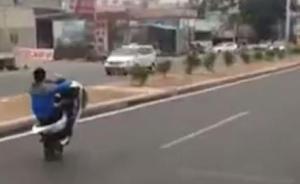 广东汕头一群“鬼火”少年飙车挑衅逼停公交，警方介入调查