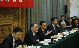 王岐山参加贵州团审议：凡是敢向扶贫资金伸手的，必须严查