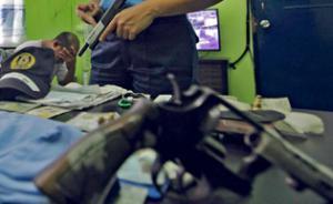 在菲律賓搶奪女警察配槍，一日本游客被逮捕