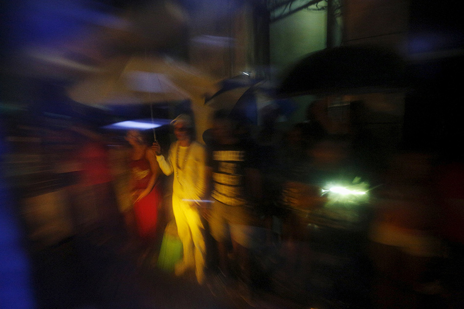 14-2016-03-21T033335Z_1909313720_GF10000353743_RTRMADP_3