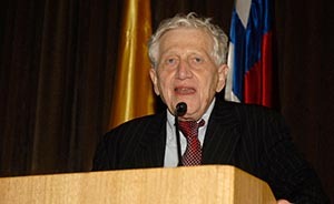 紀(jì)念Sir Peter Hall時，我們在紀(jì)念什么