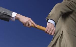上海區(qū)縣黨政“一把手”50后陸續(xù)卸任，60后70后接棒