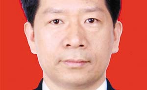 廣州花都區(qū)委書記被帶走，曾傳涉萬慶良案