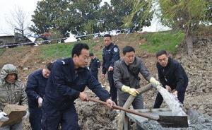 安徽淮南一湖底清淤驚現(xiàn)白骨和石塊，牽出16年前沉尸案