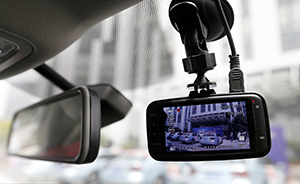 上海公安详解交通违法行为视频举报：暂无奖励，伪造将追责