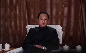 我观《邓小平》|华国锋是个什么样的领导人