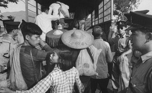 專訪陳秉安：習(xí)仲勛意識到了“大逃港”是人民用腳投票