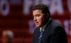 國際足聯(lián)監(jiān)督機(jī)構(gòu)負(fù)責(zé)人辭職：不滿監(jiān)督者要聽命于受監(jiān)督者