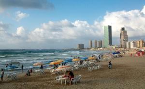 利比亚和平进程再迈进一步，国际社会考虑解除对其武器禁运