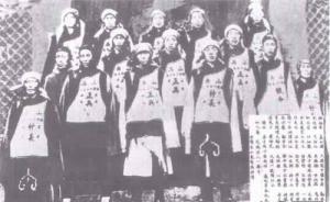 奴才政治家：庚子之變中的榮祿