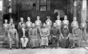 笔谈张泰荣︱王郡：怎样为孤儿院募捐