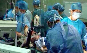 上海一產(chǎn)婦突發(fā)羊水栓塞，多家醫(yī)院合力成功搶救過程被披露