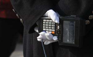 人民網(wǎng)評(píng)查驗(yàn)公民身份證：剛性的執(zhí)法中不妨更多一些人性化