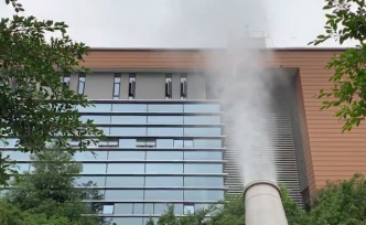 空气监测站24小时“淋浴”？仍在调查