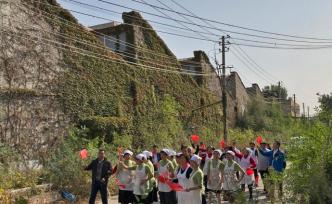 沈陽紡織廠工人50年后重聚，自拍MV追憶芳華歲月