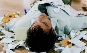 連續(xù)被辭退三次后，我重新定位了自己丨職場(chǎng)年輕人的崩潰瞬間