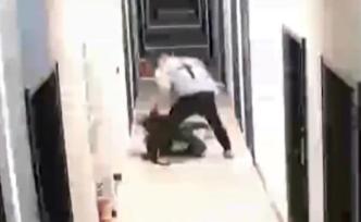 深圳一女子屢遭男友家暴：從家打到走廊，樓梯間監(jiān)控拍下全程