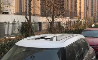 济南男子疑因燃气泄漏从六楼炸飞到楼下，目击者：手里夹着烟