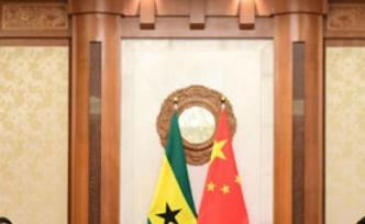 中國與圣普復交3年，栗戰(zhàn)書同圣普議長內韋斯舉行會談