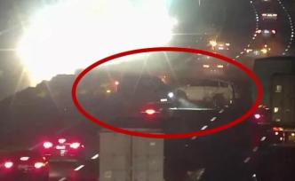 一起2死5傷車禍原可避免：追尾后車未靠邊人未撤離又遭追尾