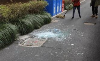 5樓玻璃窗掉落致一大媽多處骨折：警方初步排除房東主觀故意
