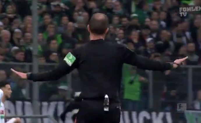 手不够长怎么办？德甲门将来帮你啦