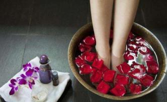 一邊上火一邊雙腳怕冷，上熱下寒體質(zhì)怎么過(guò)冬？