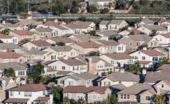 全球城市觀察︱美勞工統(tǒng)計(jì)局公布就業(yè)數(shù)據(jù)，郊區(qū)就業(yè)持續(xù)增長(zhǎng)