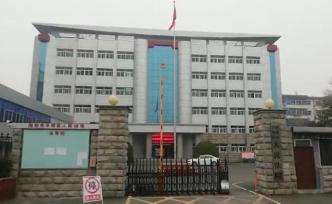 老人被拦倒地身亡案开庭，原被告辩论激烈