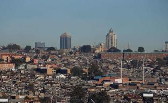 城市中的人类｜序篇：向天空、地下及高科技发展