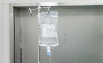 哈爾濱一老人點(diǎn)滴后死亡：涉事診所停業(yè)整頓，醫(yī)患雙方已和解