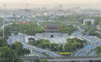 《關(guān)于首都規(guī)劃重大事項向黨中央請示報告制度》獲審議通過