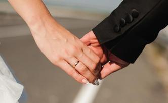 藍皮書：我國男性婚姻滿意度高于女性，尤其是50歲以上男性