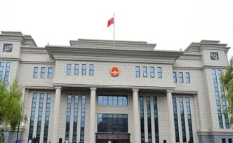 原告戴帽子出庭被按撤訴處理，南通中院回應(yīng)稱于法有據(jù)