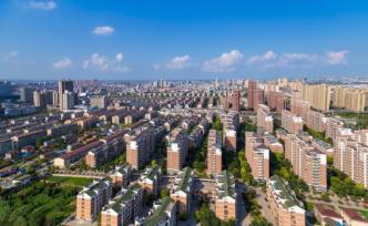 四部門：推動(dòng)城區(qū)常住人口300萬以上城市放寬落戶條件