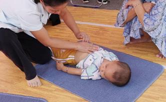 小兒推拿培訓(xùn)火爆背后：零基礎(chǔ)學(xué)十多天上崗，證書五花八門