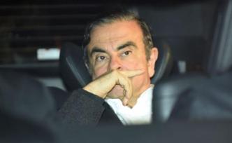 戈恩否認(rèn)出逃有家人協(xié)助，國際刑警組織發(fā)紅色通緝令