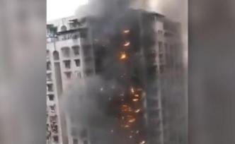 重慶加州花園火災(zāi) ：70米消防通道，消防車(chē)走了1個(gè)多小時(shí)