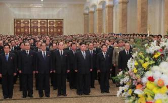 金正恩新年拜謁錦繡山太陽(yáng)宮，致敬金日成和金正日