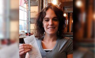 賬單23美元，單親媽媽收2020美元小費