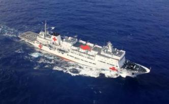 我国有一所医院船，曾9次出国，治疗23万多人……
