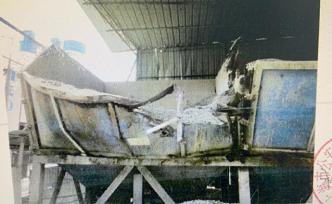 因“工作4年聚餐不叫我”，男子开铲车怒毁公司设备被公诉