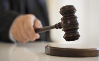 快遞員送貨上門掉入2.5米升降機(jī)井，涉事單位被判賠70萬(wàn)