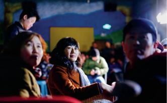 當(dāng)家政女工跳起鬼步舞，整個(gè)北京都屬于她