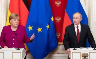 普京會見默克爾：俄德表態(tài)堅決支持伊核協(xié)議