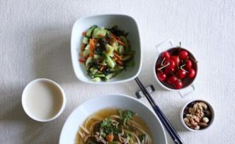 不吃早餐會得膽結(jié)石？不吃早餐等于慢性自殺？