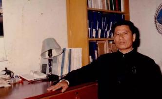 曾慶存：男兒若個(gè)真英俊，攀上珠峰踏北邊