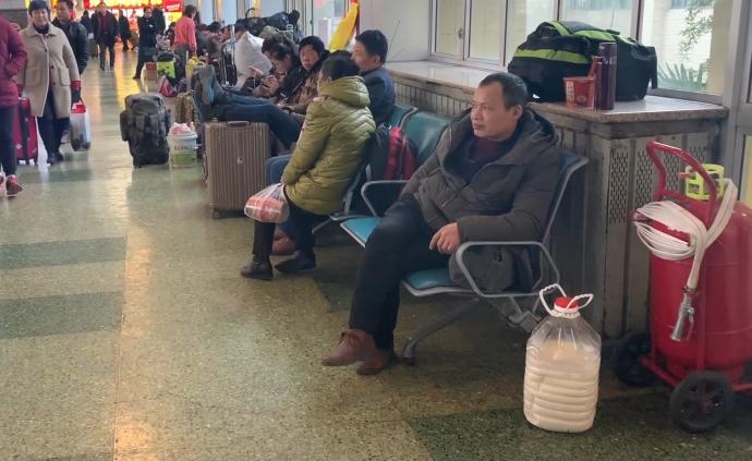 回家路｜他帶20斤豬油上火車：老家的貴