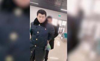 回家路｜弱視旅客返鄉(xiāng)，客運(yùn)員挽著送上車(chē)